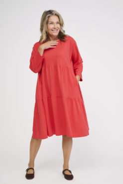 Annette collegemekko - punainen