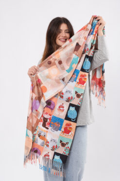 Kissoja shaalissa - oranssi