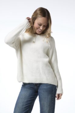 Roomaneule timanttinappi - valkoinen