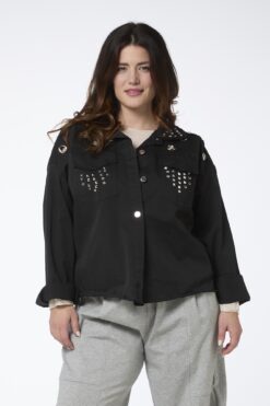 Meiju niittitakki - musta