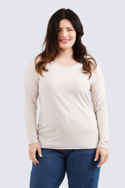 Nicol Trikoopusero- luonnonvalkoinen