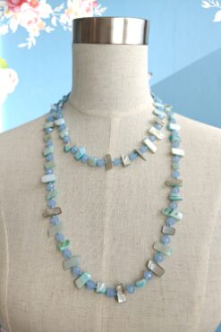 Lasihelmet - eri värejä - vaaleansininen