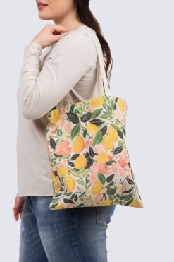 Kangaskassi - hedelmä