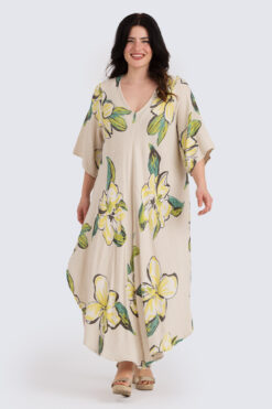 Satu XL mekko -hiekka